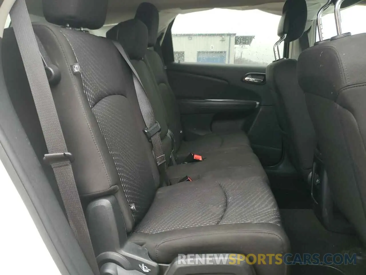 11 Photograph of a damaged car 3C4PDCBB1KT784133 DODGE JOURNEY 2019