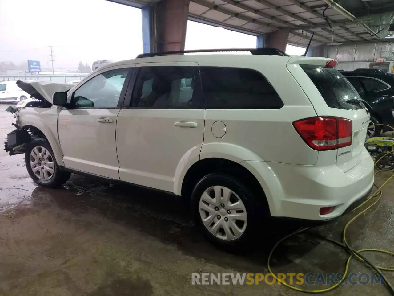 2 Photograph of a damaged car 3C4PDCBB1KT784133 DODGE JOURNEY 2019