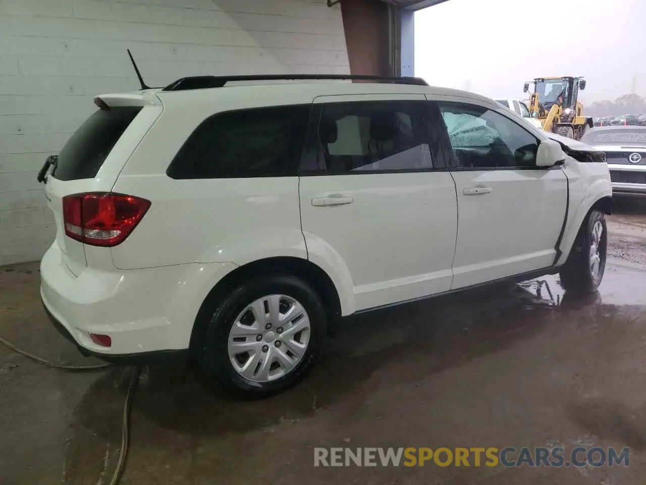 3 Photograph of a damaged car 3C4PDCBB1KT784133 DODGE JOURNEY 2019