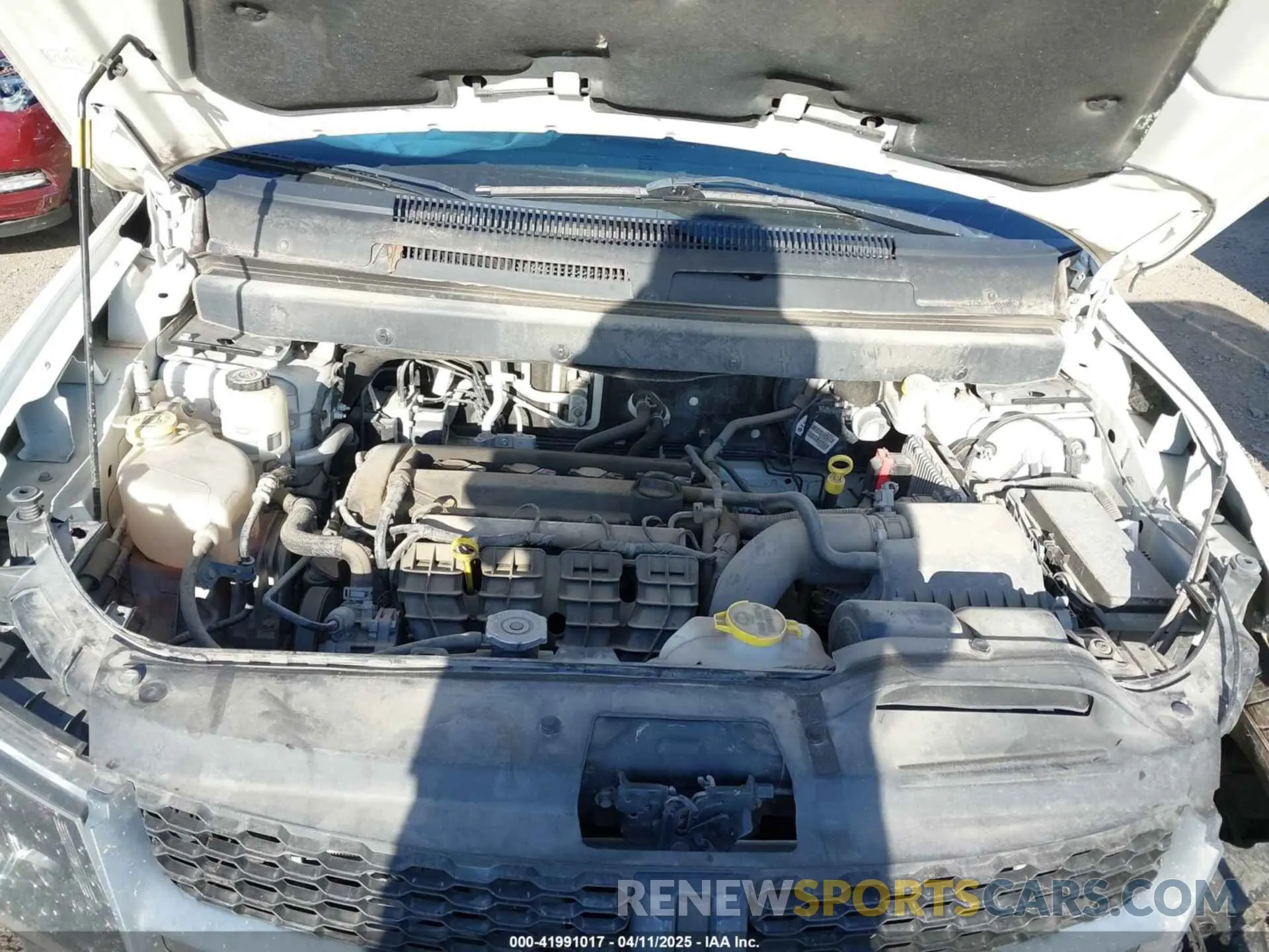 10 Photograph of a damaged car 3C4PDCBB1KT845139 DODGE JOURNEY 2019