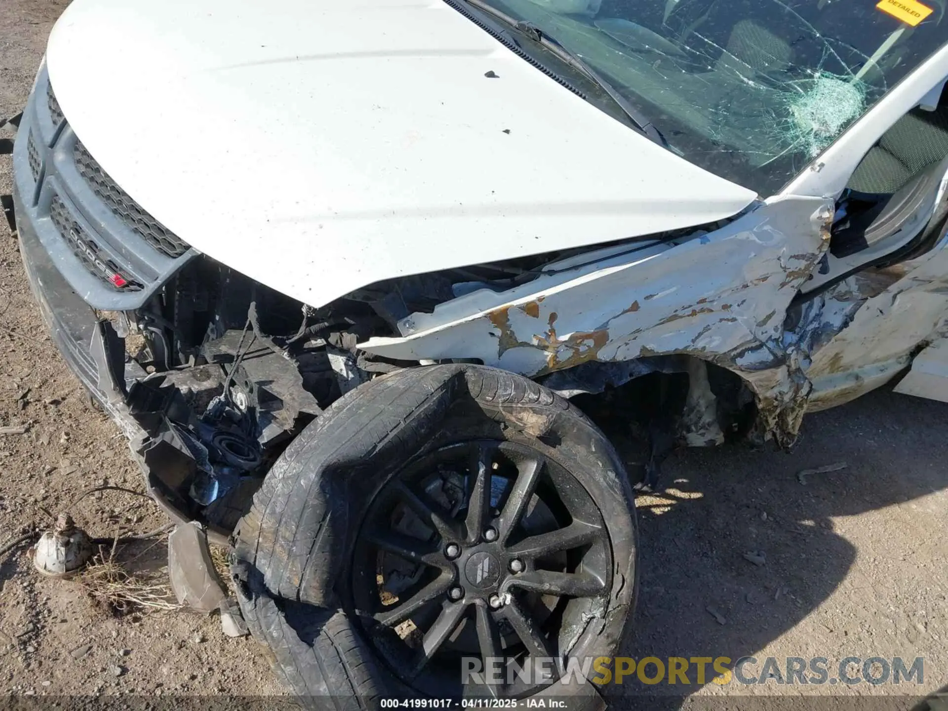 6 Photograph of a damaged car 3C4PDCBB1KT845139 DODGE JOURNEY 2019
