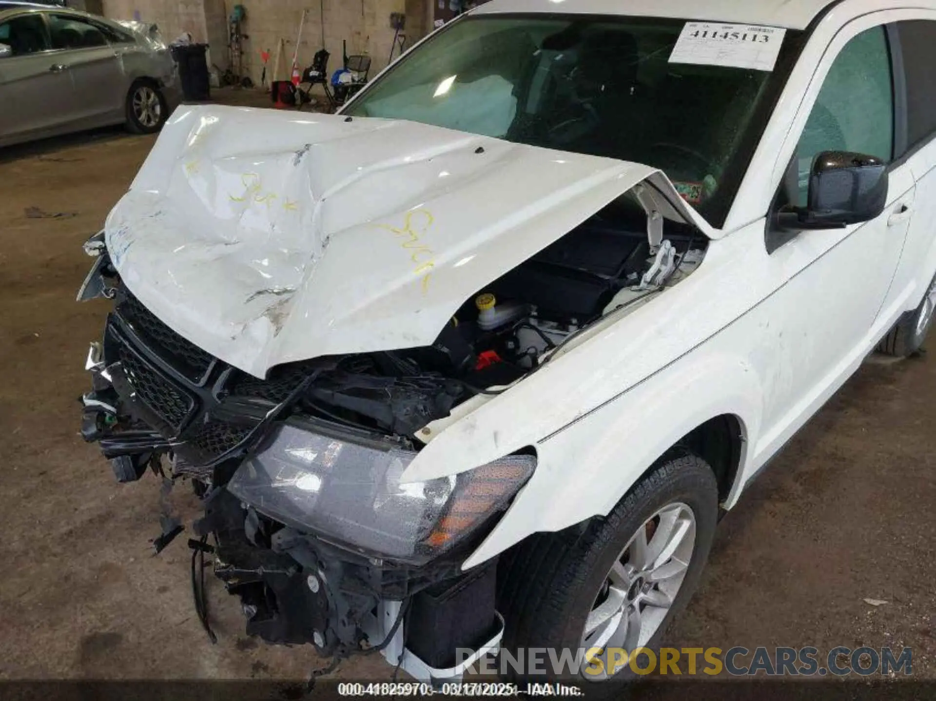 6 Photograph of a damaged car 3C4PDCBB1KT853340 DODGE JOURNEY 2019