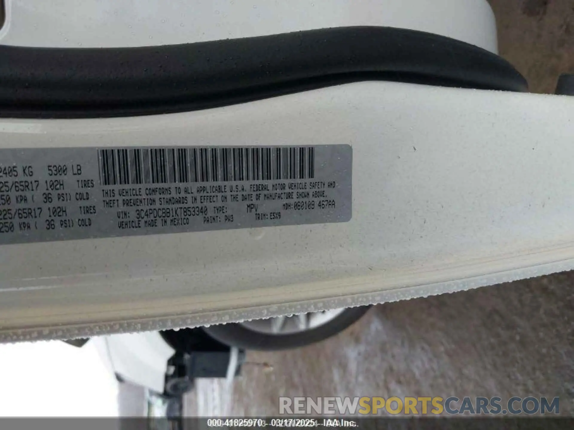 9 Photograph of a damaged car 3C4PDCBB1KT853340 DODGE JOURNEY 2019