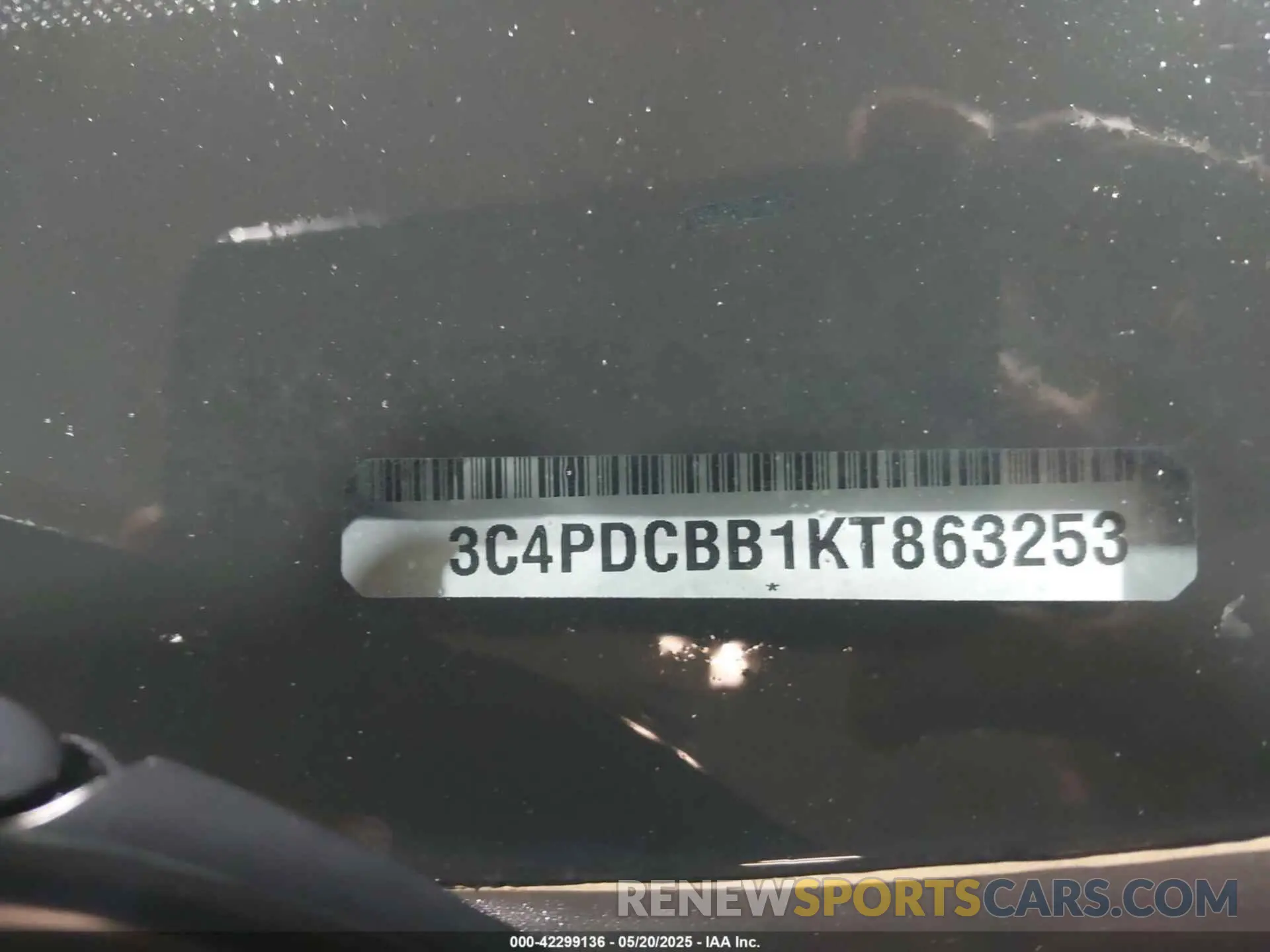 9 Photograph of a damaged car 3C4PDCBB1KT863253 DODGE JOURNEY 2019