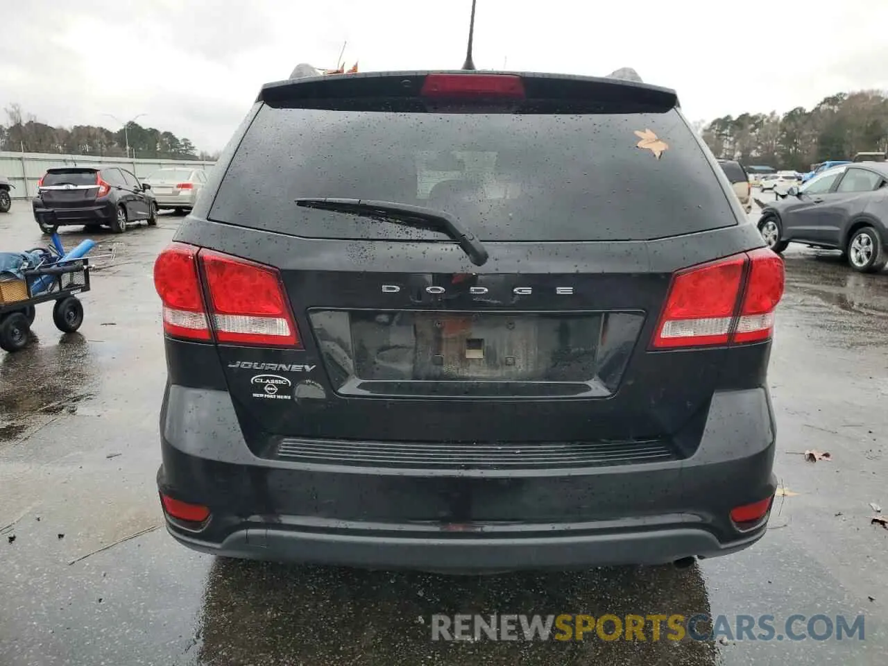 6 Photograph of a damaged car 3C4PDCBB2KT686972 DODGE JOURNEY 2019