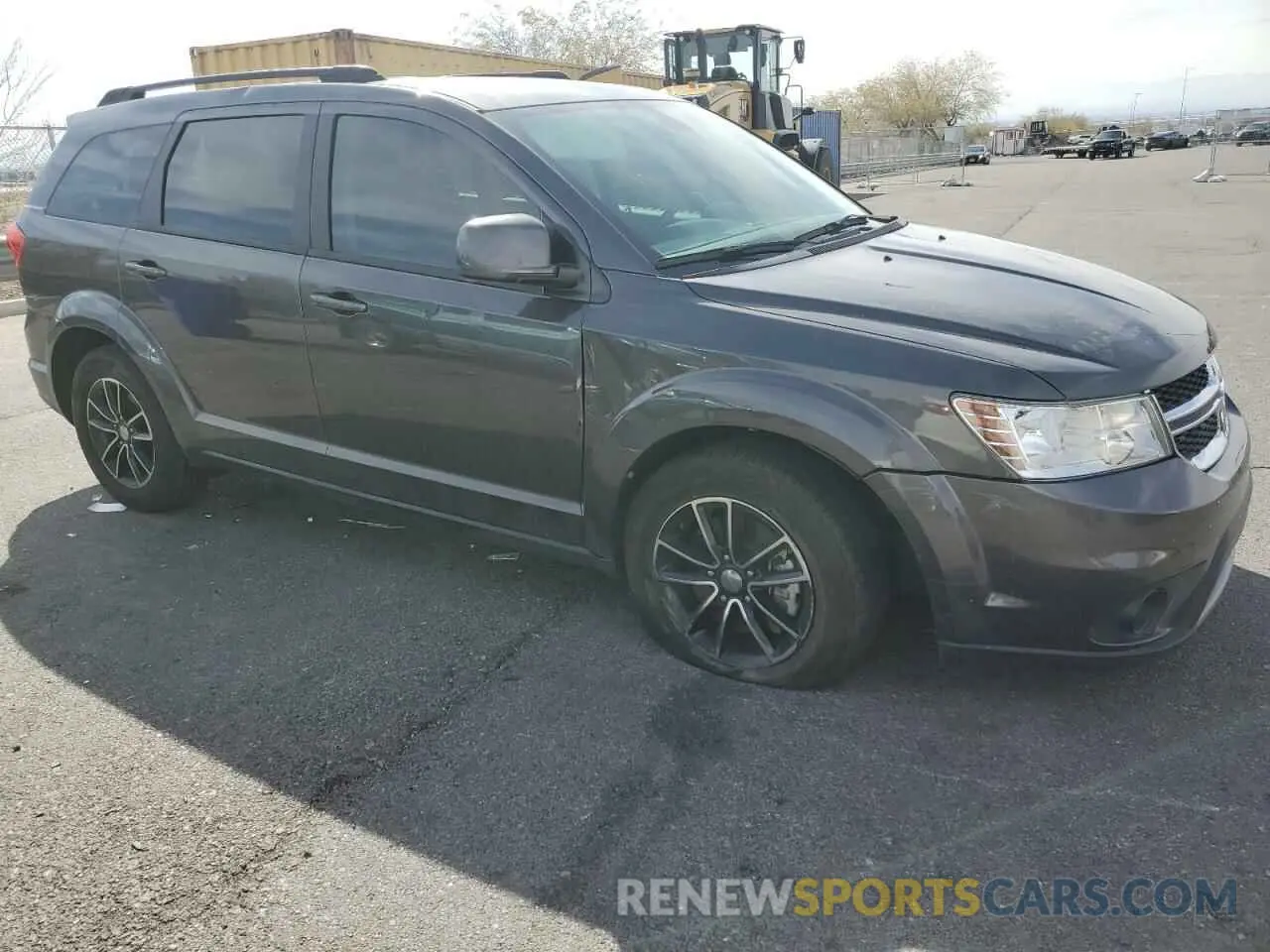 4 Photograph of a damaged car 3C4PDCBB2KT821156 DODGE JOURNEY 2019