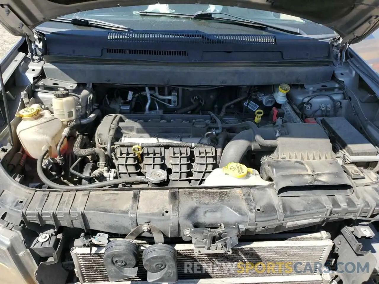 13 Photograph of a damaged car 3C4PDCBB2KT856876 DODGE JOURNEY 2019