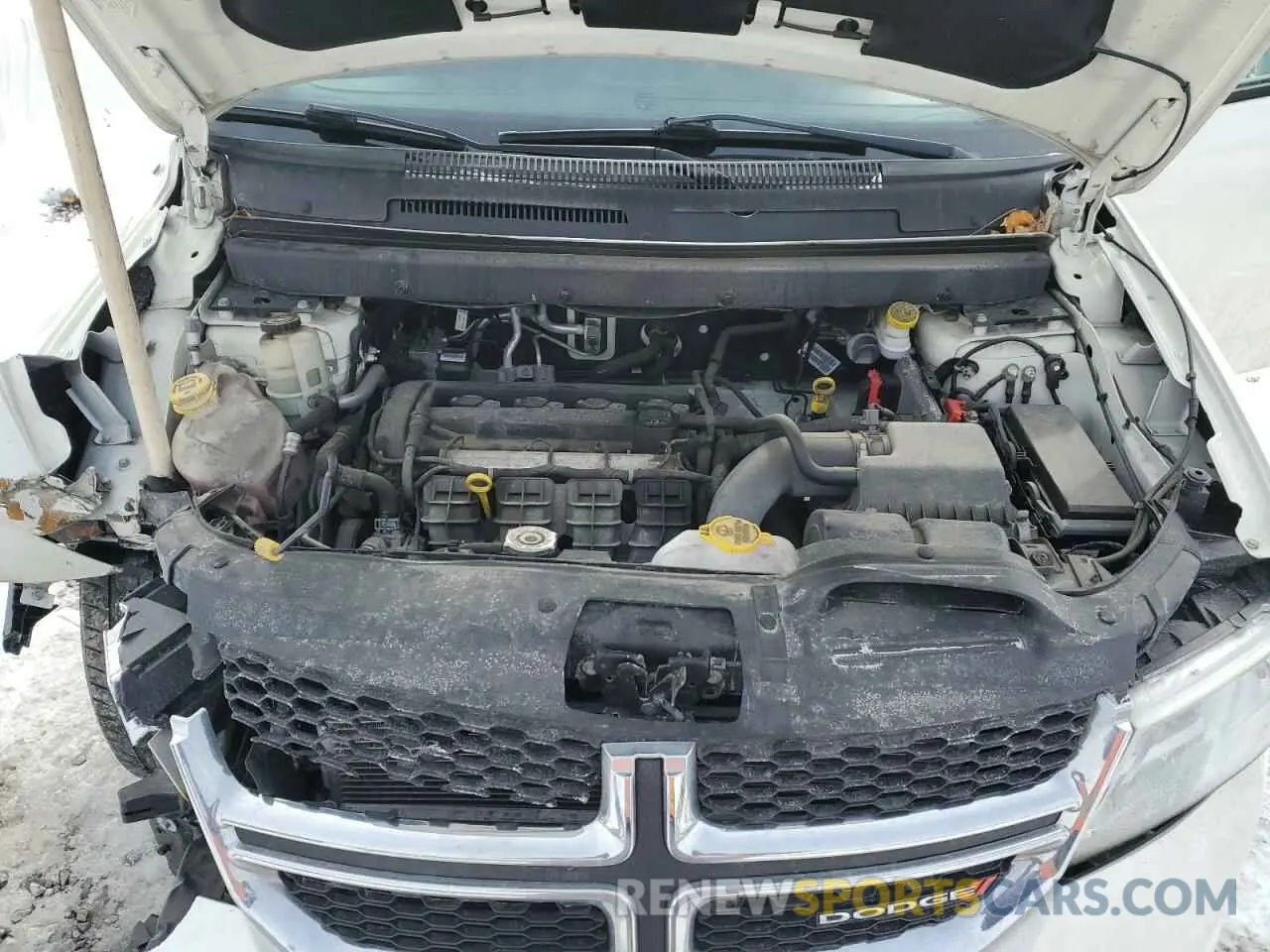 12 Photograph of a damaged car 3C4PDCBB2KT871300 DODGE JOURNEY 2019