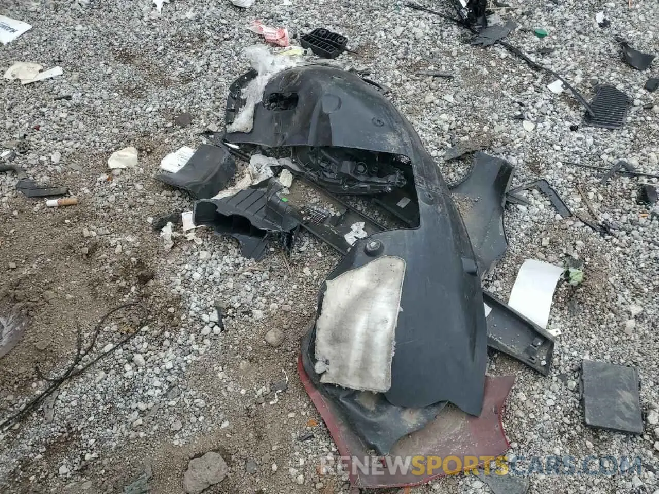 13 Photograph of a damaged car 3C4PDCBB3KT784022 DODGE JOURNEY 2019