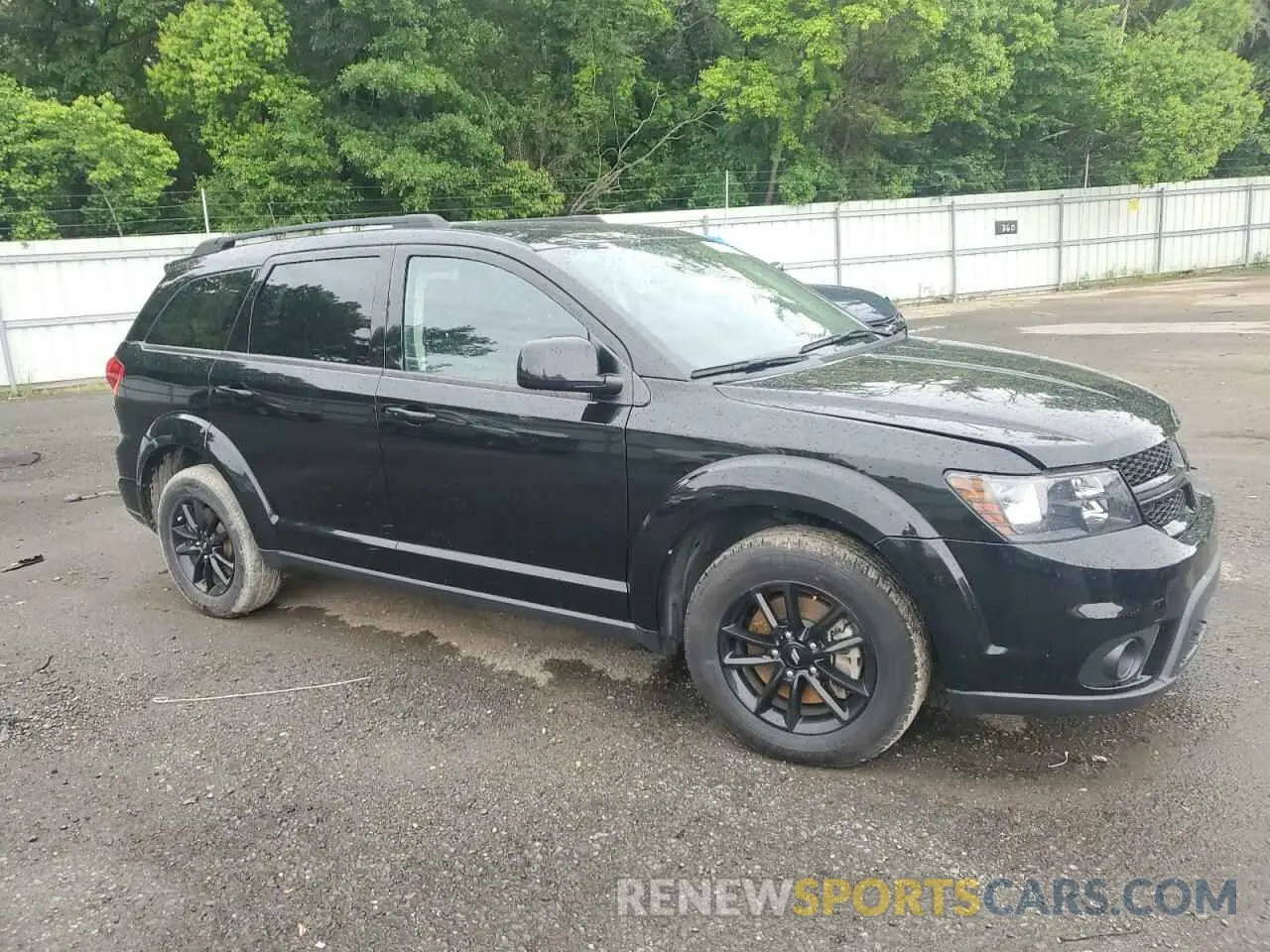 4 Photograph of a damaged car 3C4PDCBB3KT860516 DODGE JOURNEY 2019