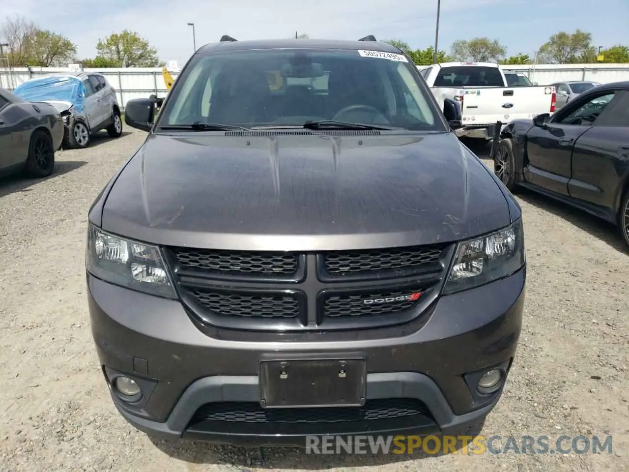 5 Photograph of a damaged car 3C4PDCBB4KT701469 DODGE JOURNEY 2019