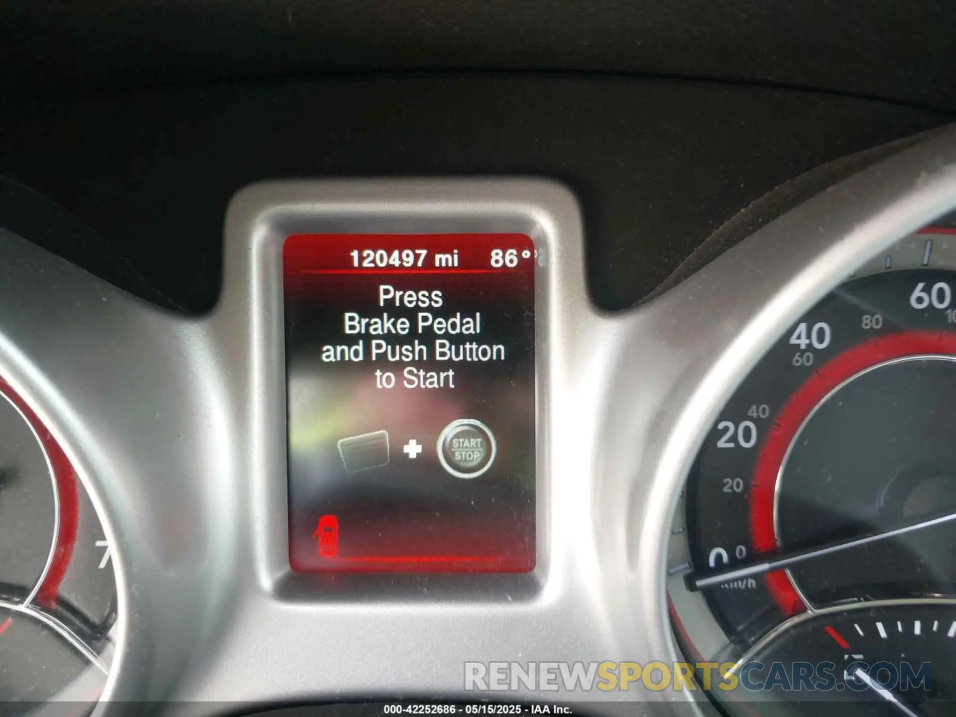 14 Photograph of a damaged car 3C4PDCBB5KT719740 DODGE JOURNEY 2019