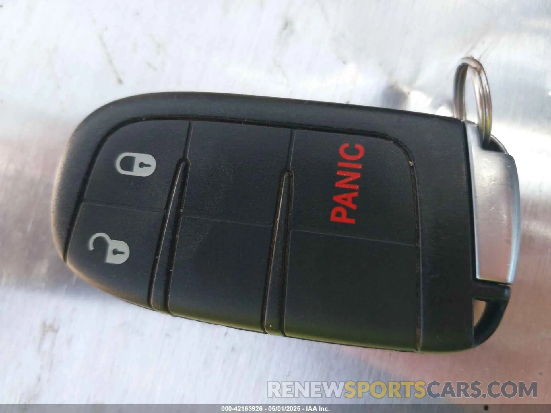 11 Photograph of a damaged car 3C4PDCBB5KT856936 DODGE JOURNEY 2019