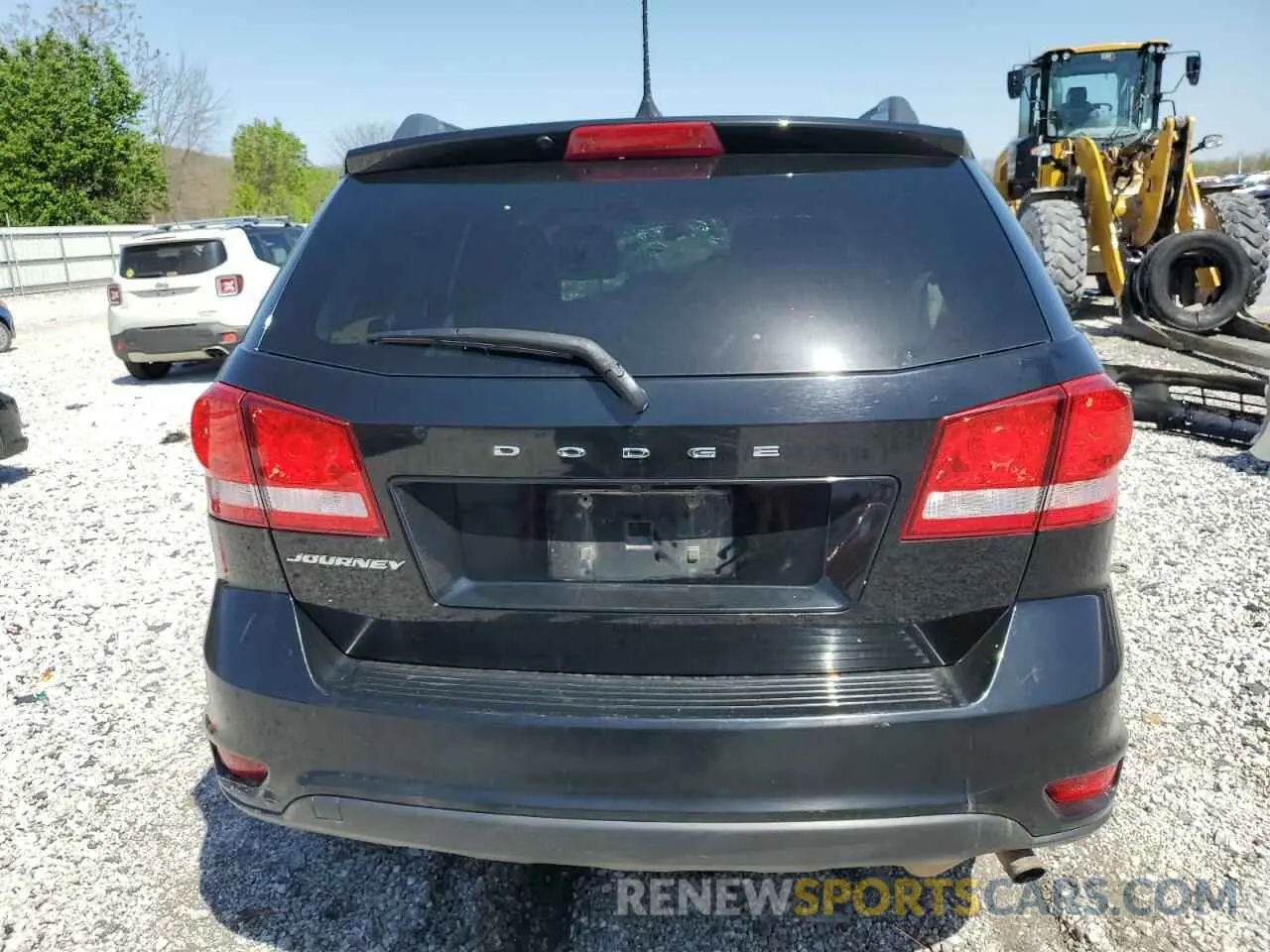 6 Photograph of a damaged car 3C4PDCBB5KT861344 DODGE JOURNEY 2019