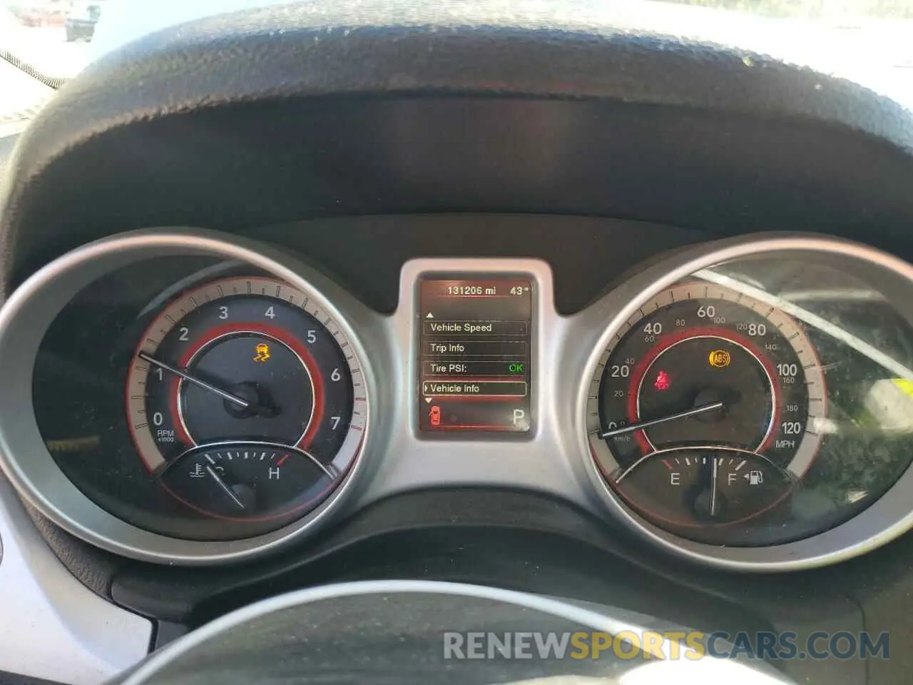 9 Photograph of a damaged car 3C4PDCBB5KT868567 DODGE JOURNEY 2019