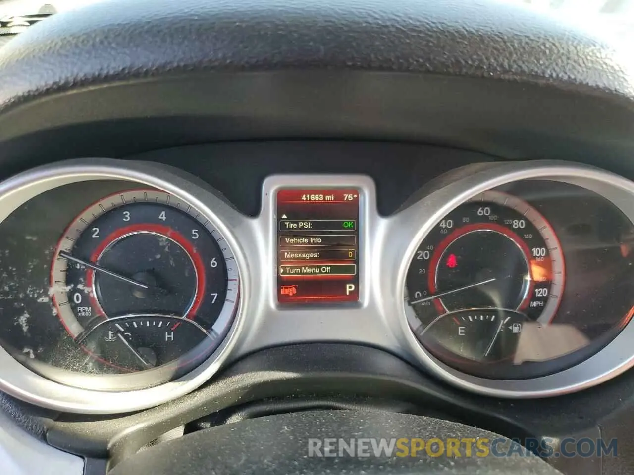 9 Photograph of a damaged car 3C4PDCBB6KT798058 DODGE JOURNEY 2019