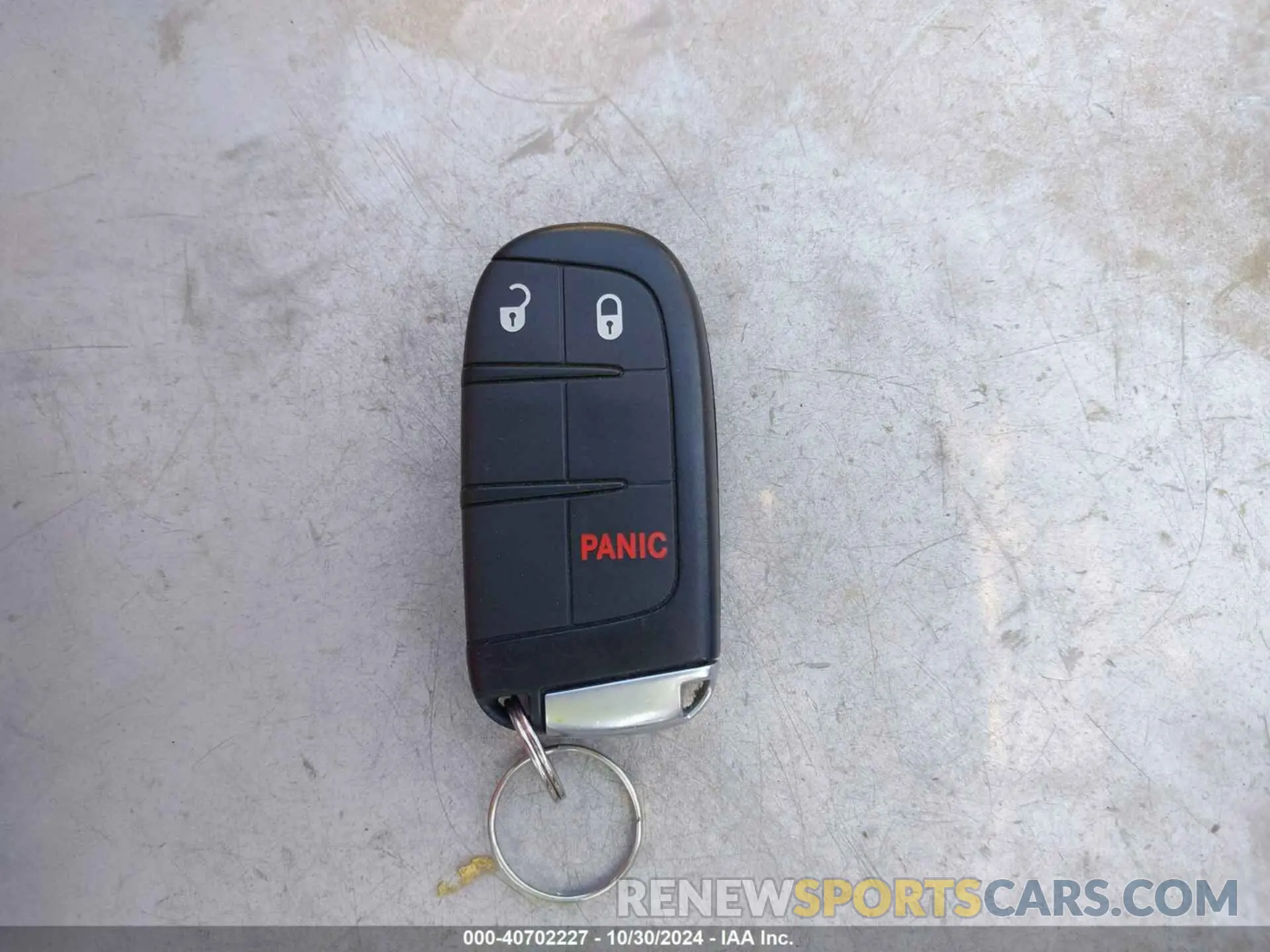 11 Photograph of a damaged car 3C4PDCBB6KT835643 DODGE JOURNEY 2019