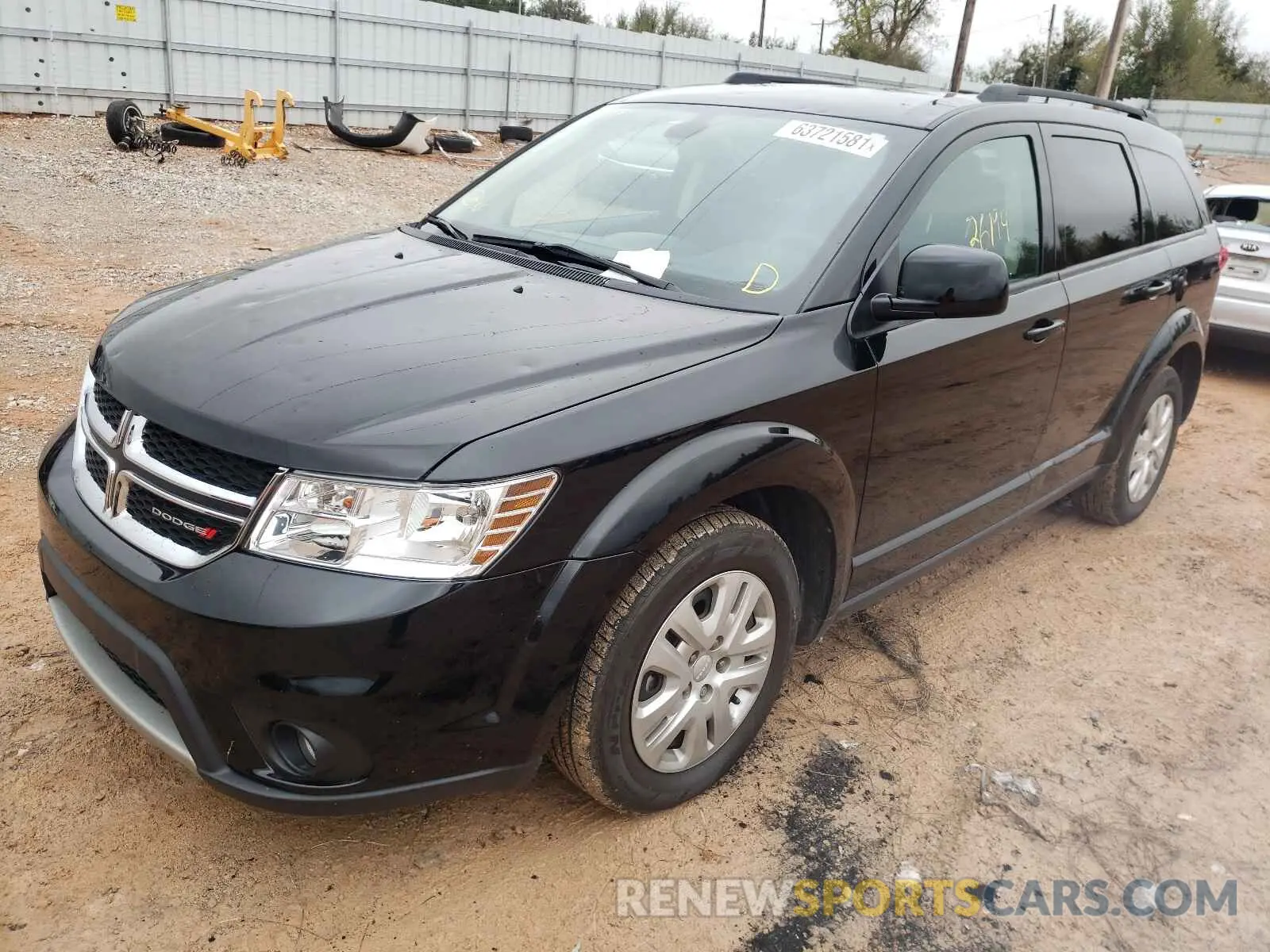 2 Photograph of a damaged car 3C4PDCBB6KT863233 DODGE JOURNEY 2019