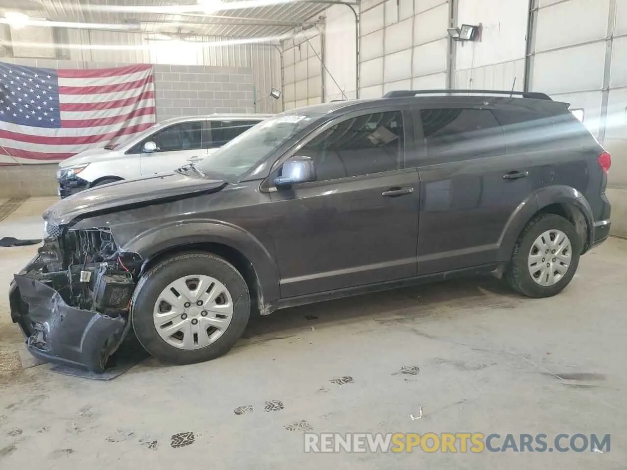 1 Photograph of a damaged car 3C4PDCBB6KT864026 DODGE JOURNEY 2019