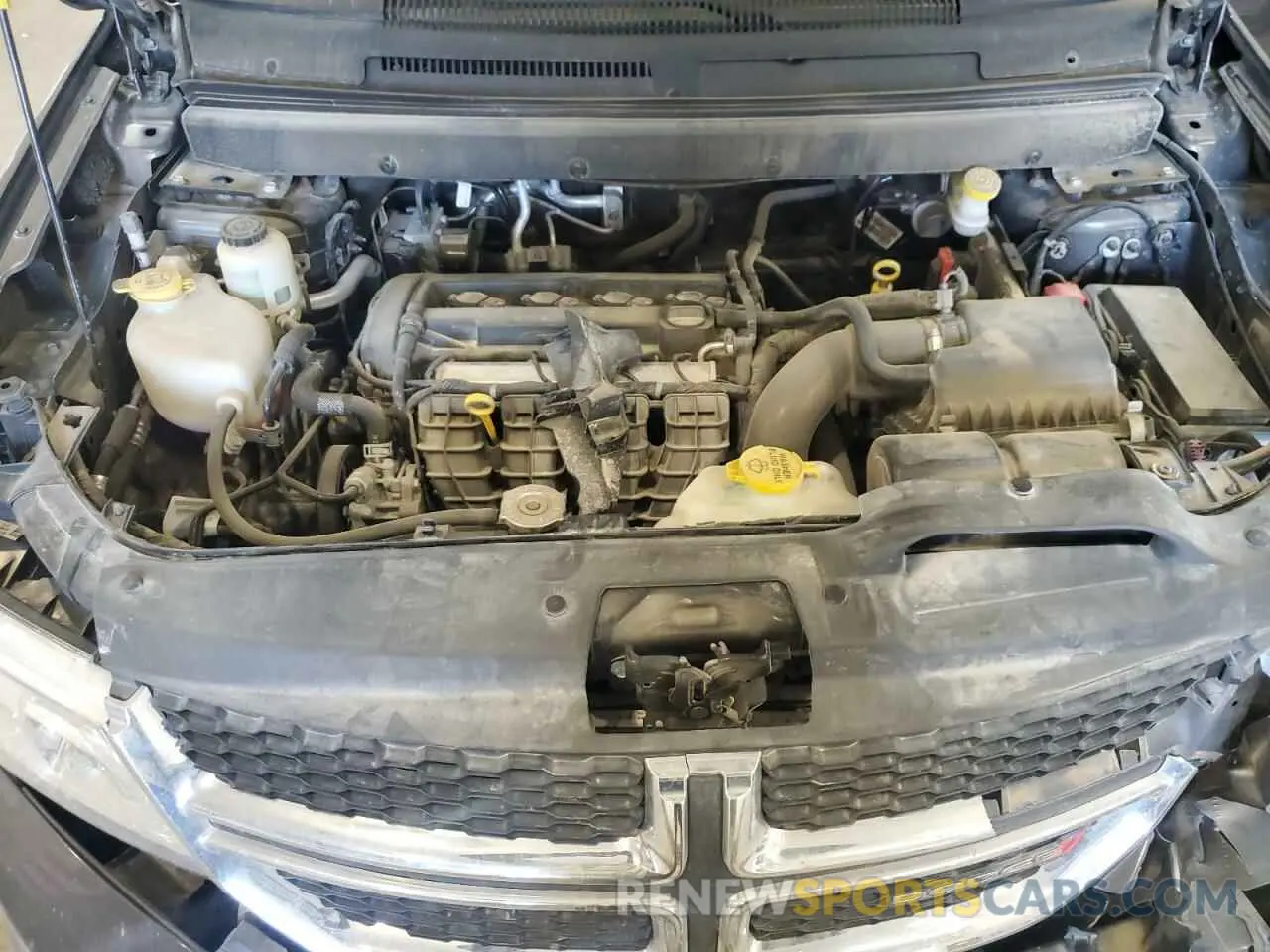 12 Photograph of a damaged car 3C4PDCBB6KT864026 DODGE JOURNEY 2019