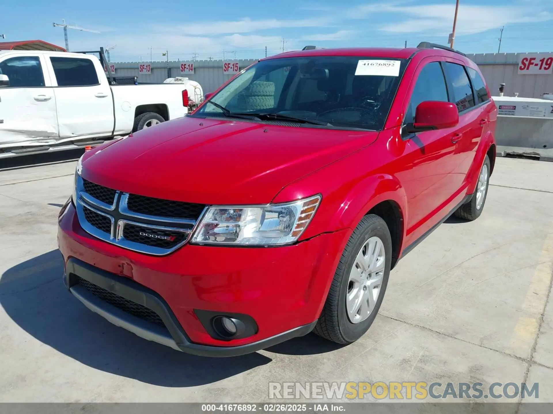 2 Photograph of a damaged car 3C4PDCBB6KT867072 DODGE JOURNEY 2019