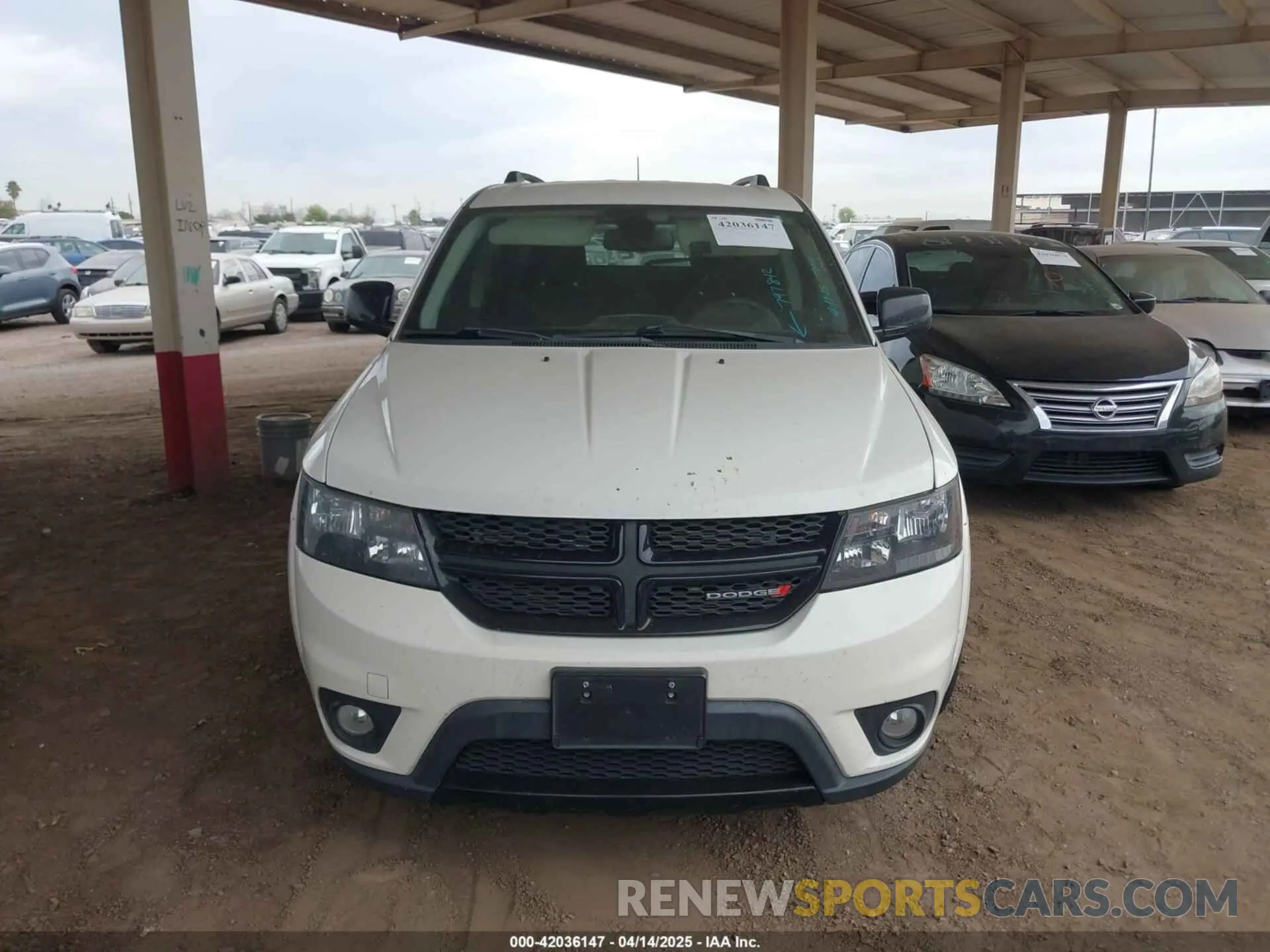 11 Photograph of a damaged car 3C4PDCBB7KT797842 DODGE JOURNEY 2019