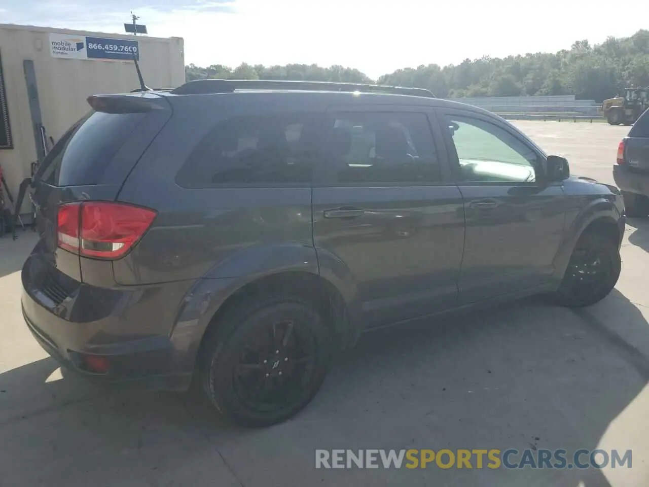 3 Photograph of a damaged car 3C4PDCBB7KT835523 DODGE JOURNEY 2019