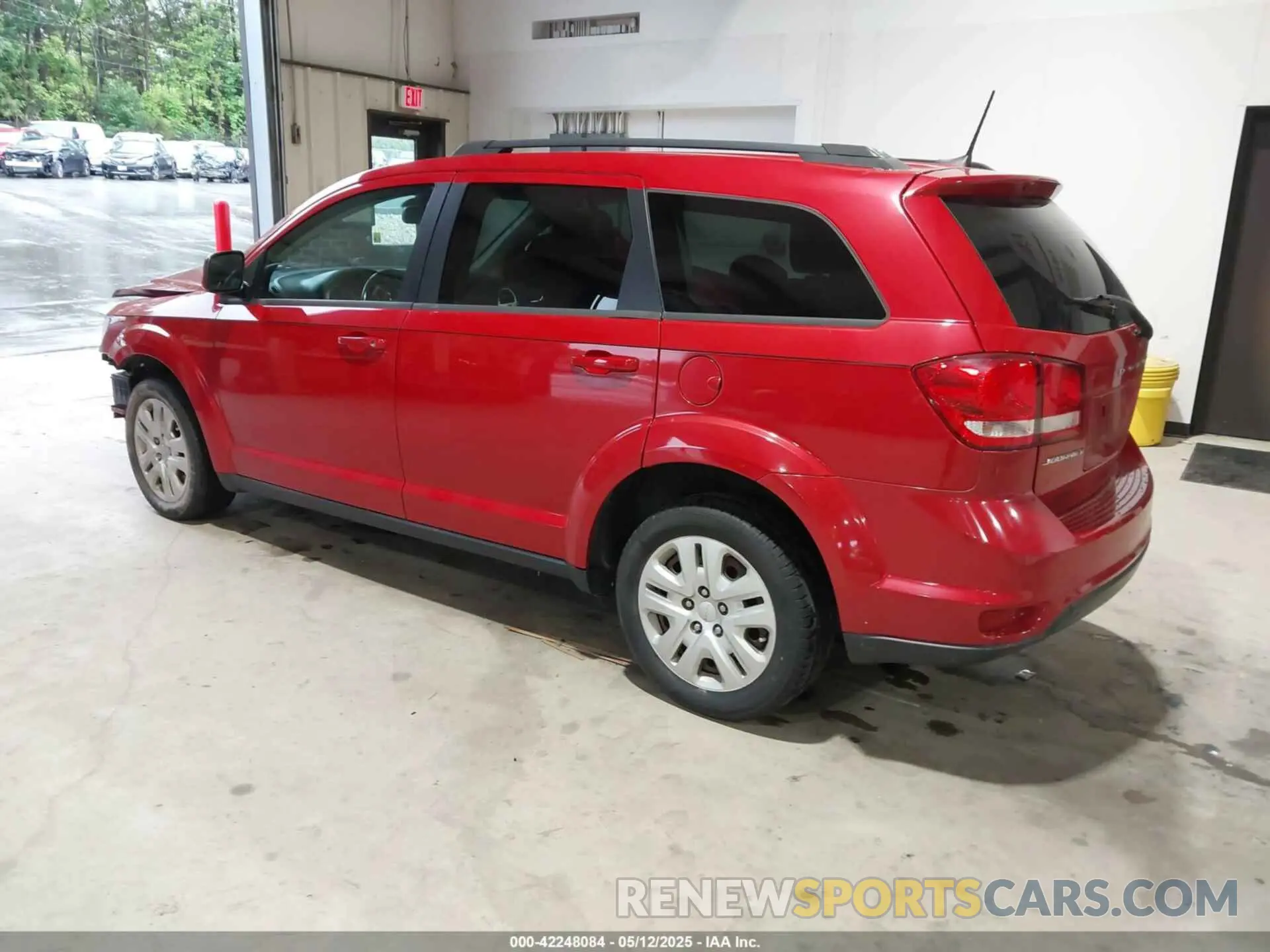 3 Photograph of a damaged car 3C4PDCBB7KT837627 DODGE JOURNEY 2019