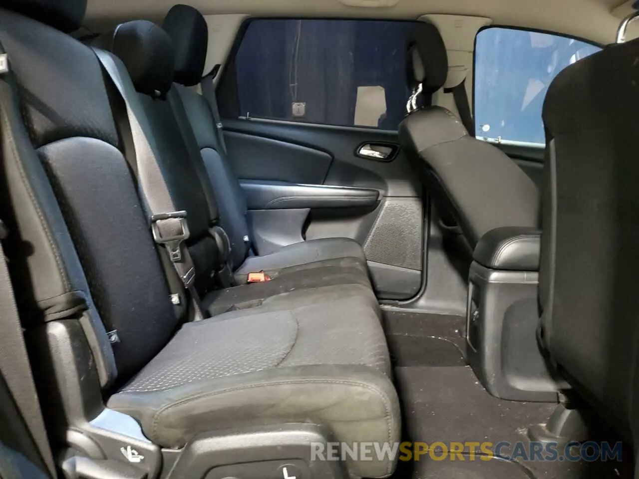 11 Photograph of a damaged car 3C4PDCBB7KT860471 DODGE JOURNEY 2019