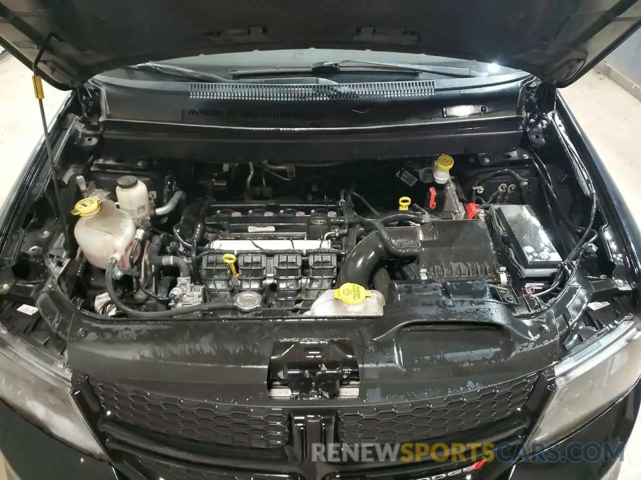 12 Photograph of a damaged car 3C4PDCBB7KT860471 DODGE JOURNEY 2019