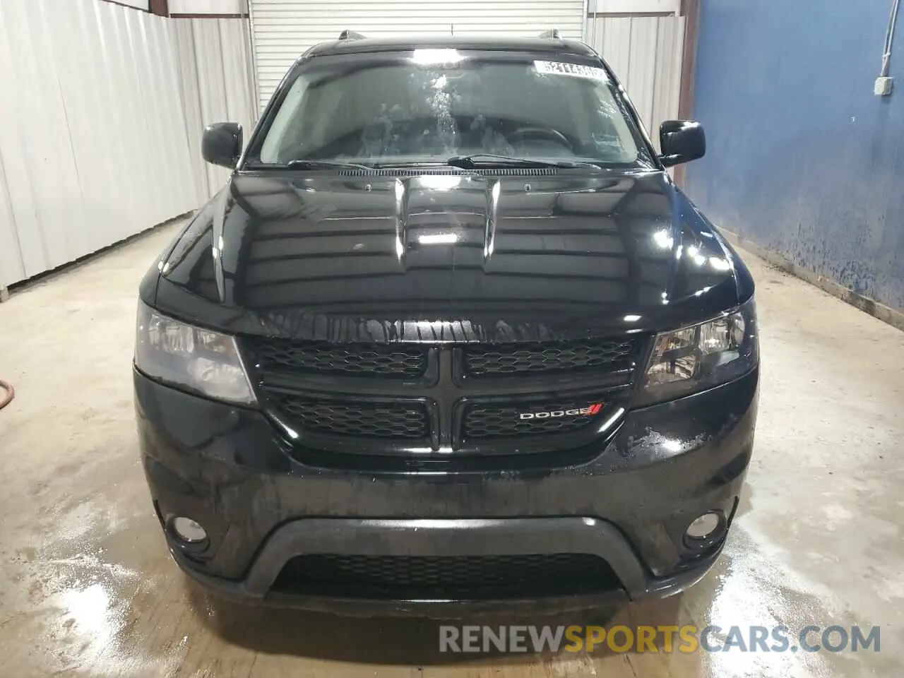 5 Photograph of a damaged car 3C4PDCBB7KT860471 DODGE JOURNEY 2019