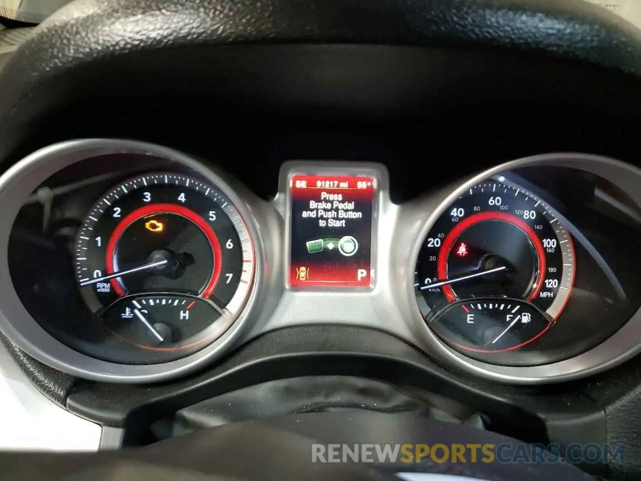 9 Photograph of a damaged car 3C4PDCBB7KT860471 DODGE JOURNEY 2019