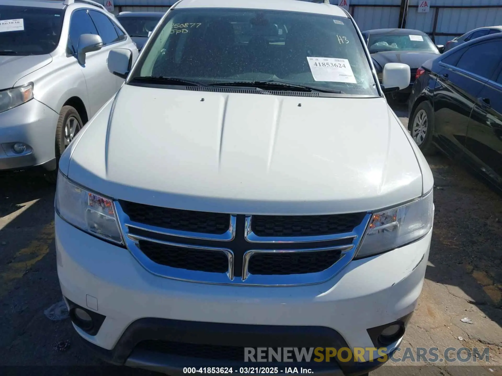 12 Photograph of a damaged car 3C4PDCBB8KT794254 DODGE JOURNEY 2019