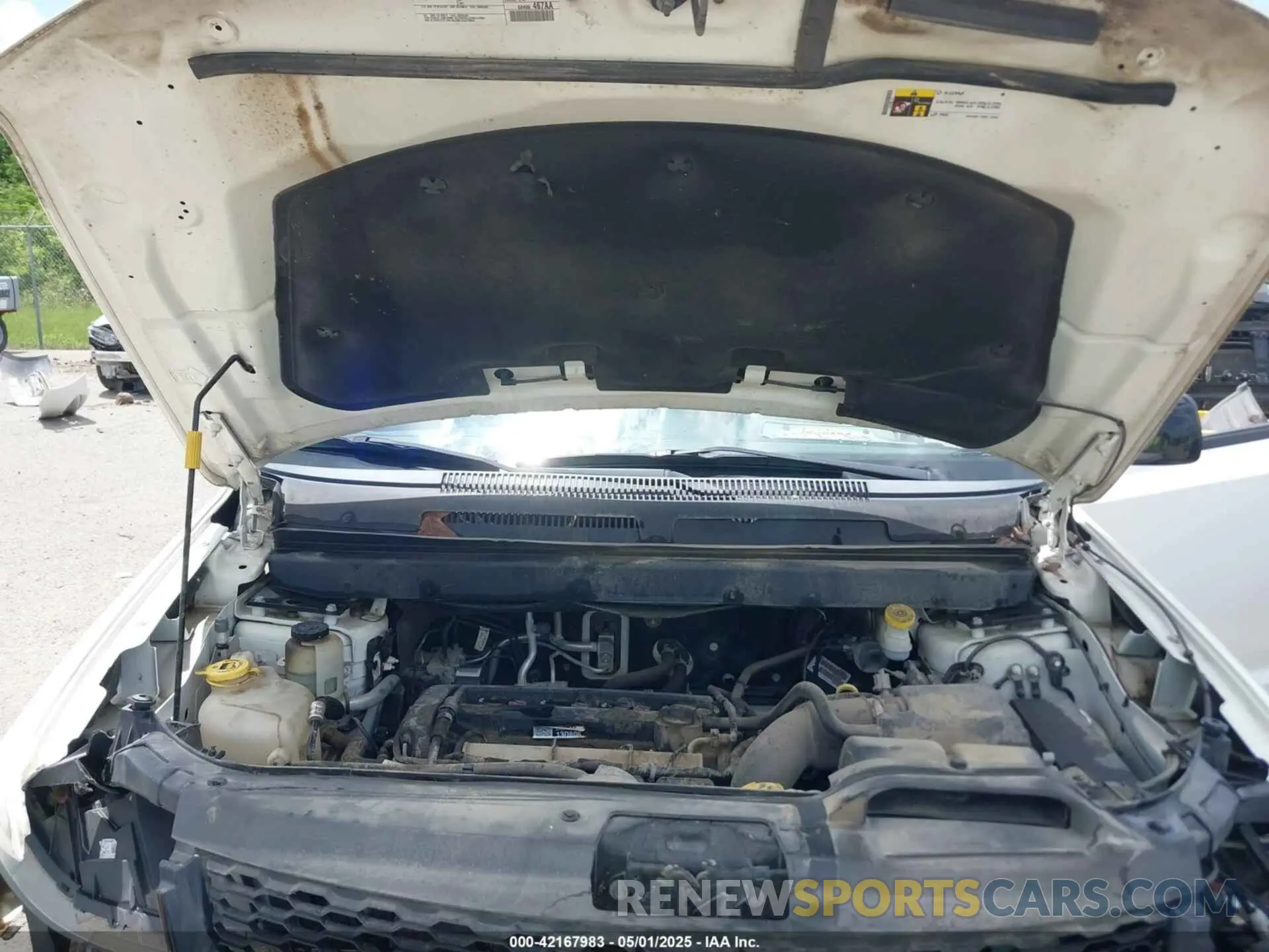 10 Photograph of a damaged car 3C4PDCBB8KT804717 DODGE JOURNEY 2019