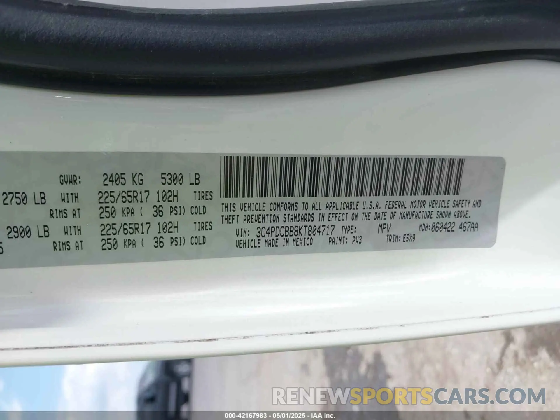 9 Photograph of a damaged car 3C4PDCBB8KT804717 DODGE JOURNEY 2019