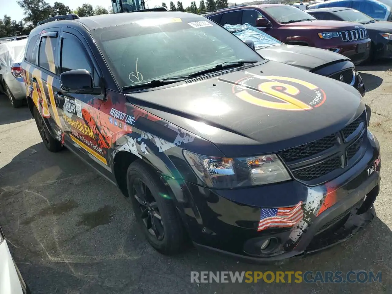 4 Photograph of a damaged car 3C4PDCBB8KT820920 DODGE JOURNEY 2019