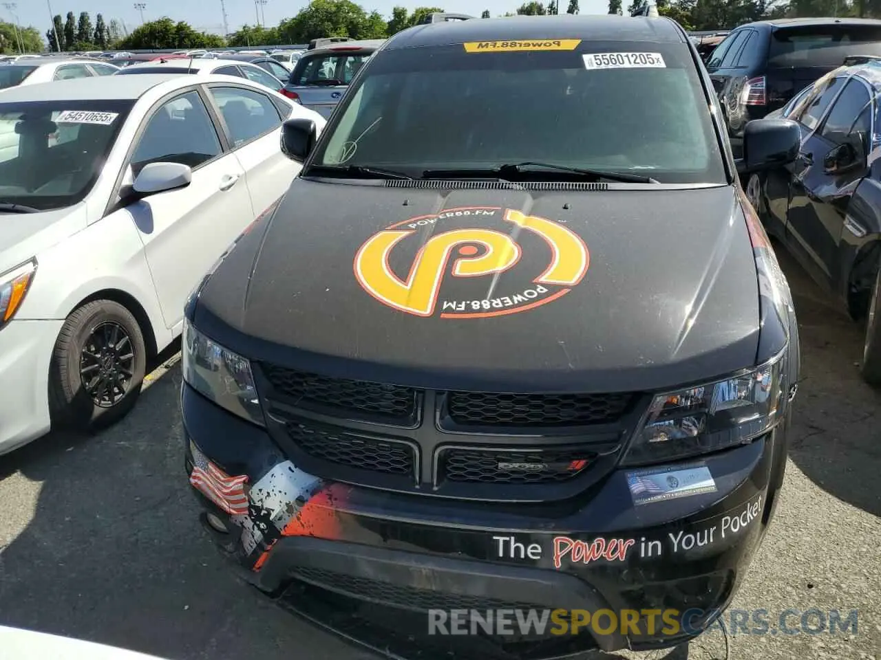 5 Photograph of a damaged car 3C4PDCBB8KT820920 DODGE JOURNEY 2019