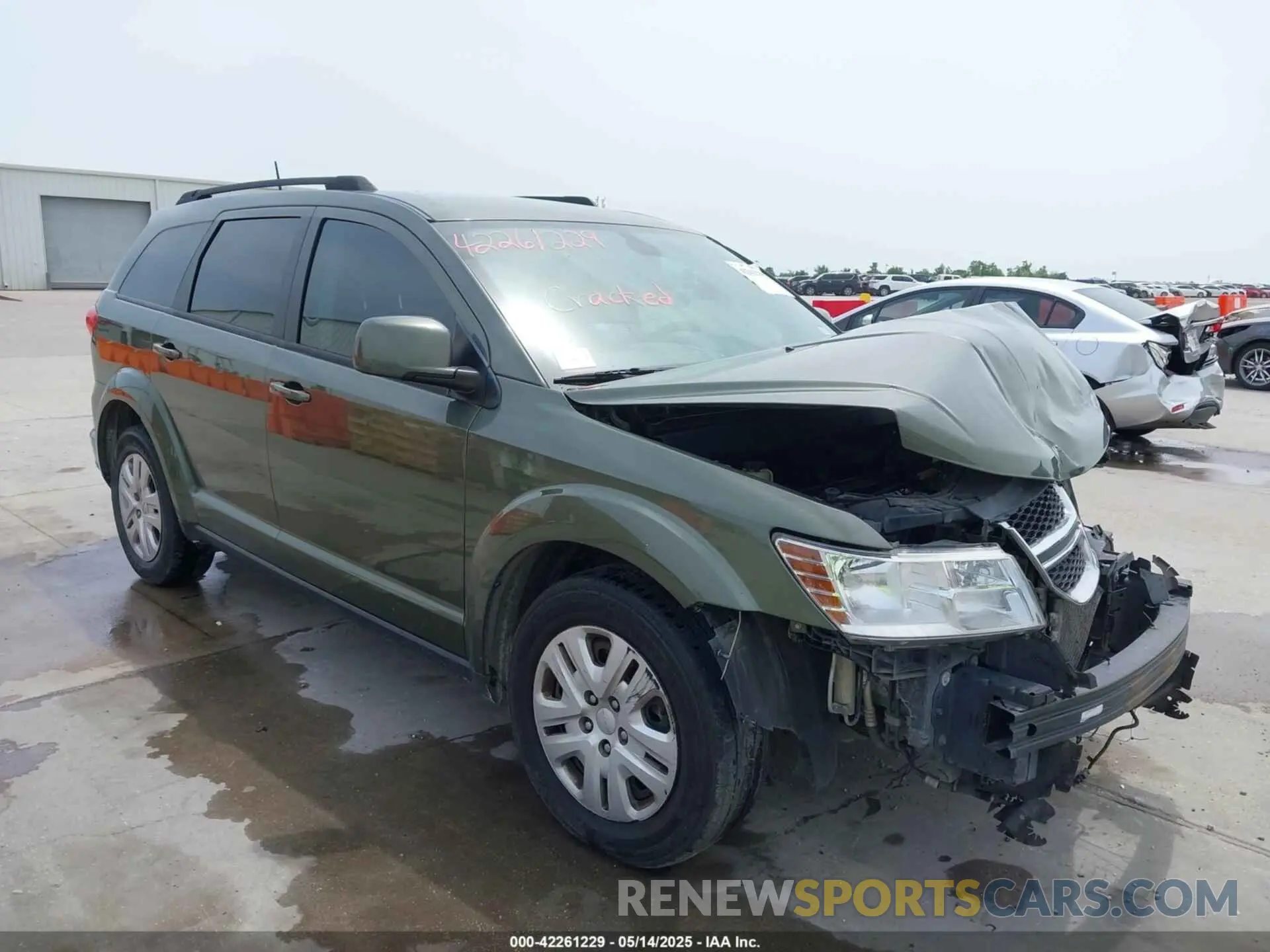 1 Photograph of a damaged car 3C4PDCBB8KT821212 DODGE JOURNEY 2019