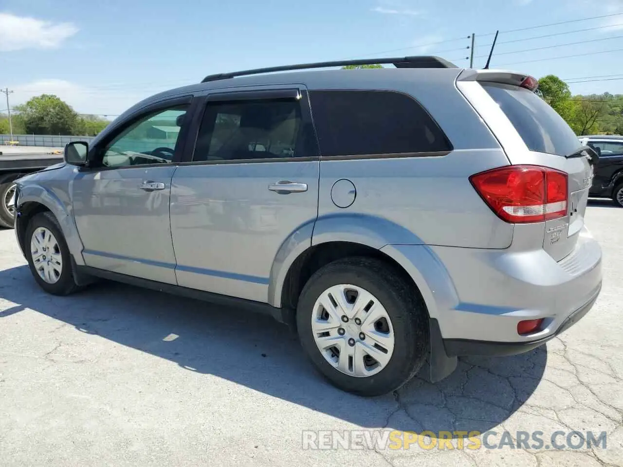 2 Photograph of a damaged car 3C4PDCBB8KT863993 DODGE JOURNEY 2019