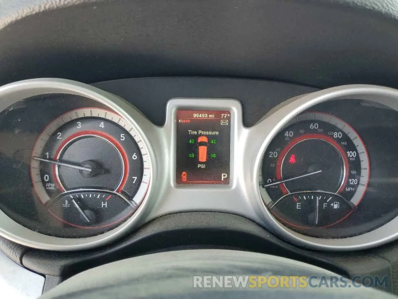 9 Photograph of a damaged car 3C4PDCBB8KT863993 DODGE JOURNEY 2019