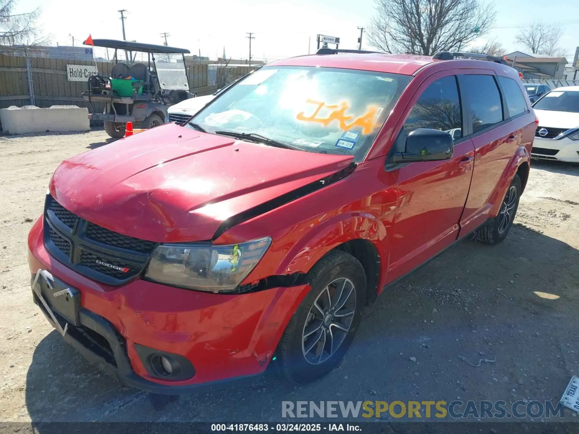 2 Photograph of a damaged car 3C4PDCBB9KT738520 DODGE JOURNEY 2019