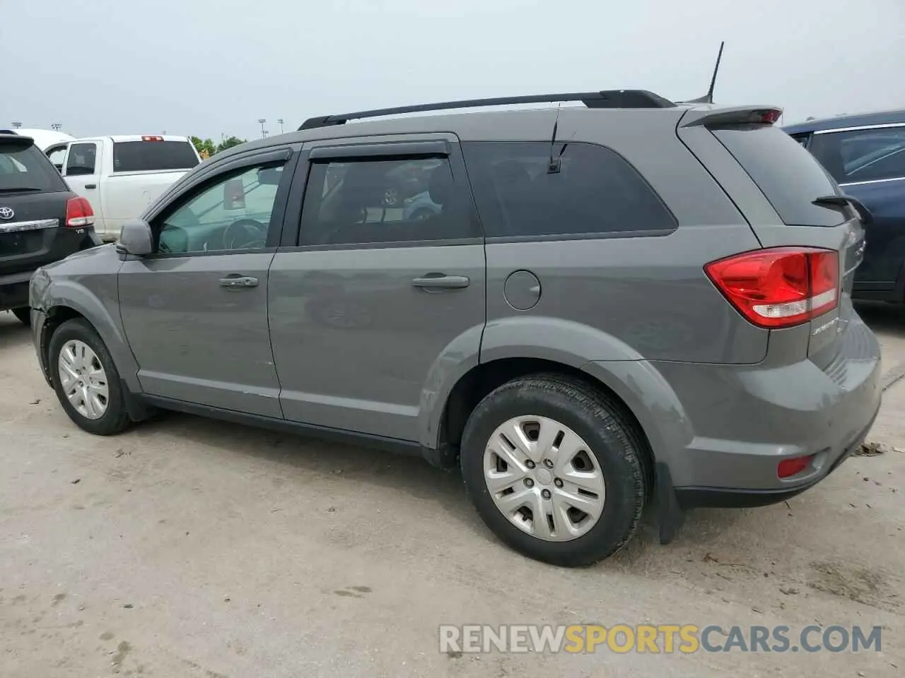 2 Photograph of a damaged car 3C4PDCBB9KT756175 DODGE JOURNEY 2019