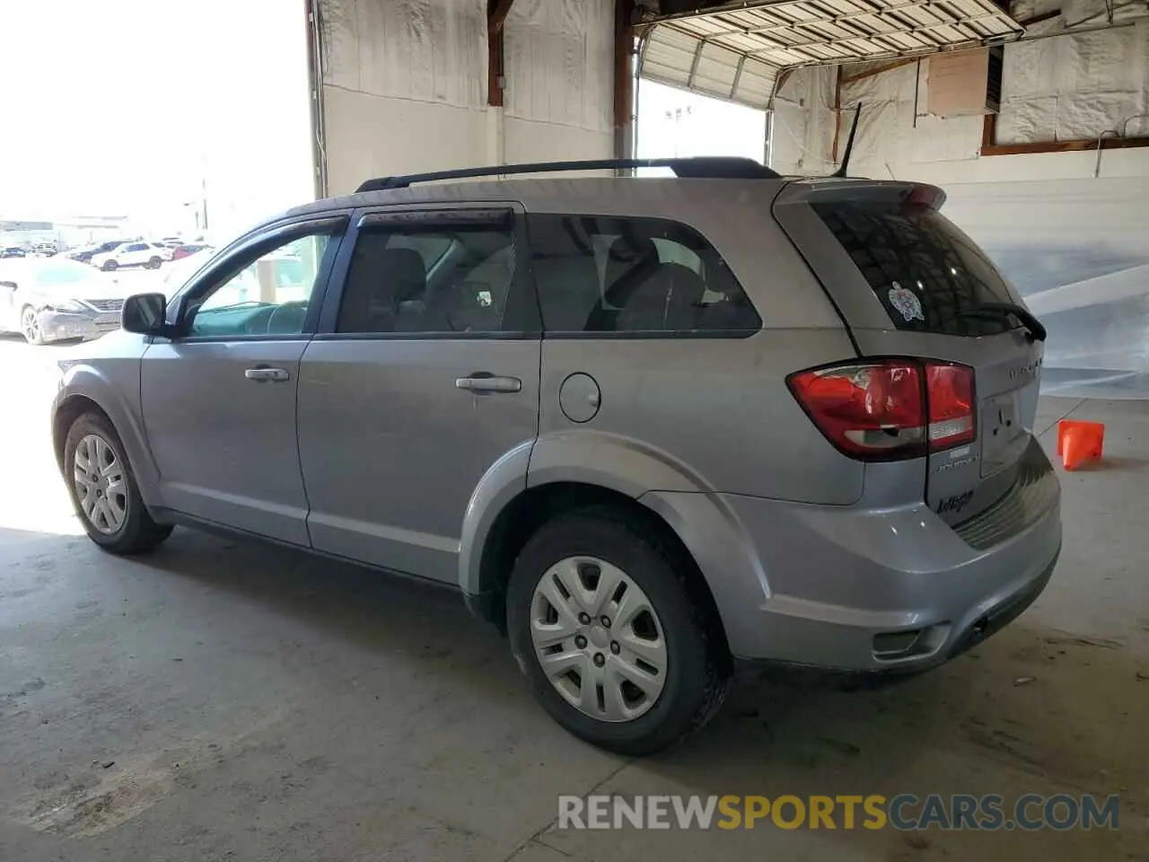 2 Photograph of a damaged car 3C4PDCBB9KT836429 DODGE JOURNEY 2019