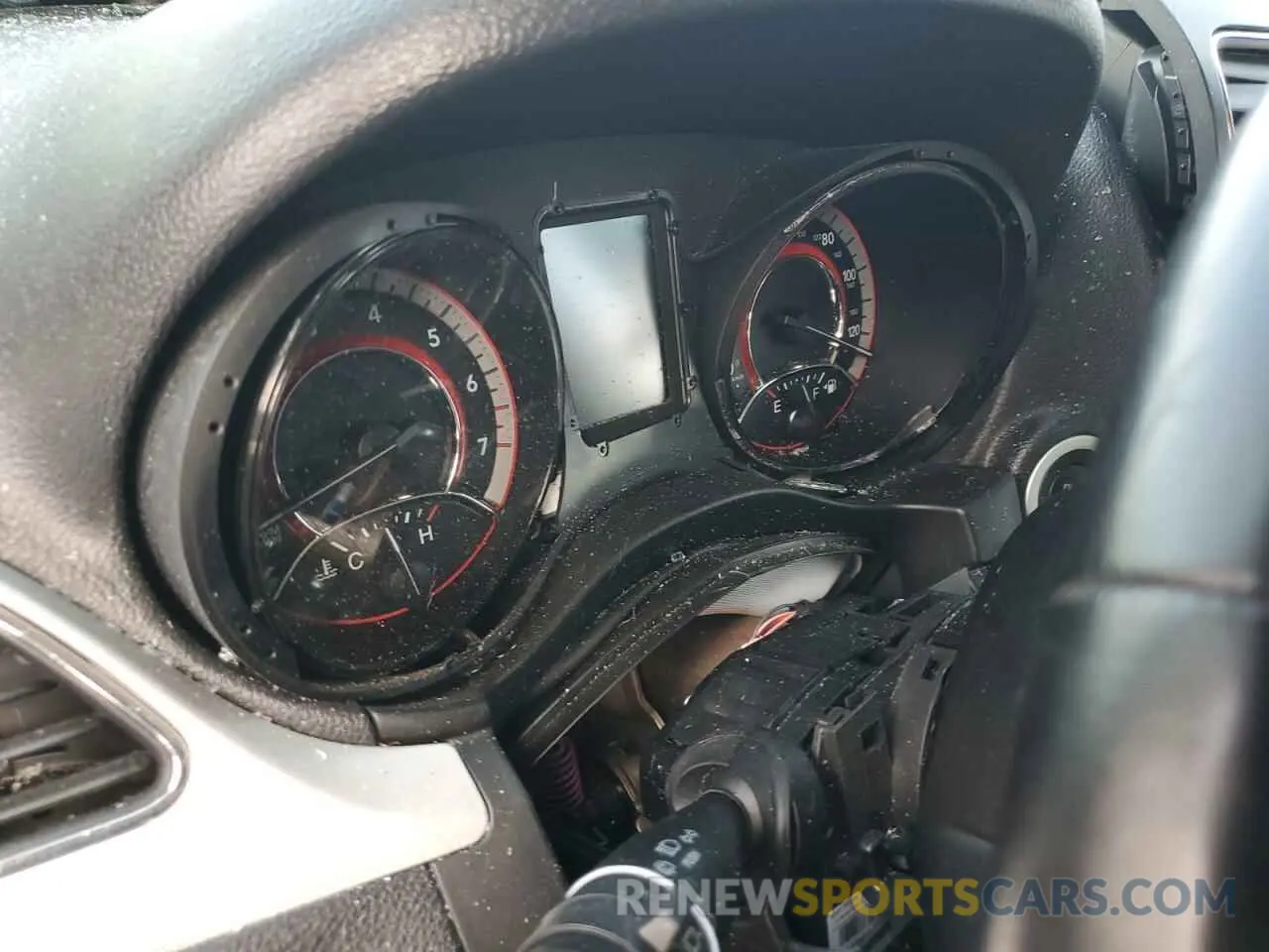 9 Photograph of a damaged car 3C4PDCBB9KT861850 DODGE JOURNEY 2019