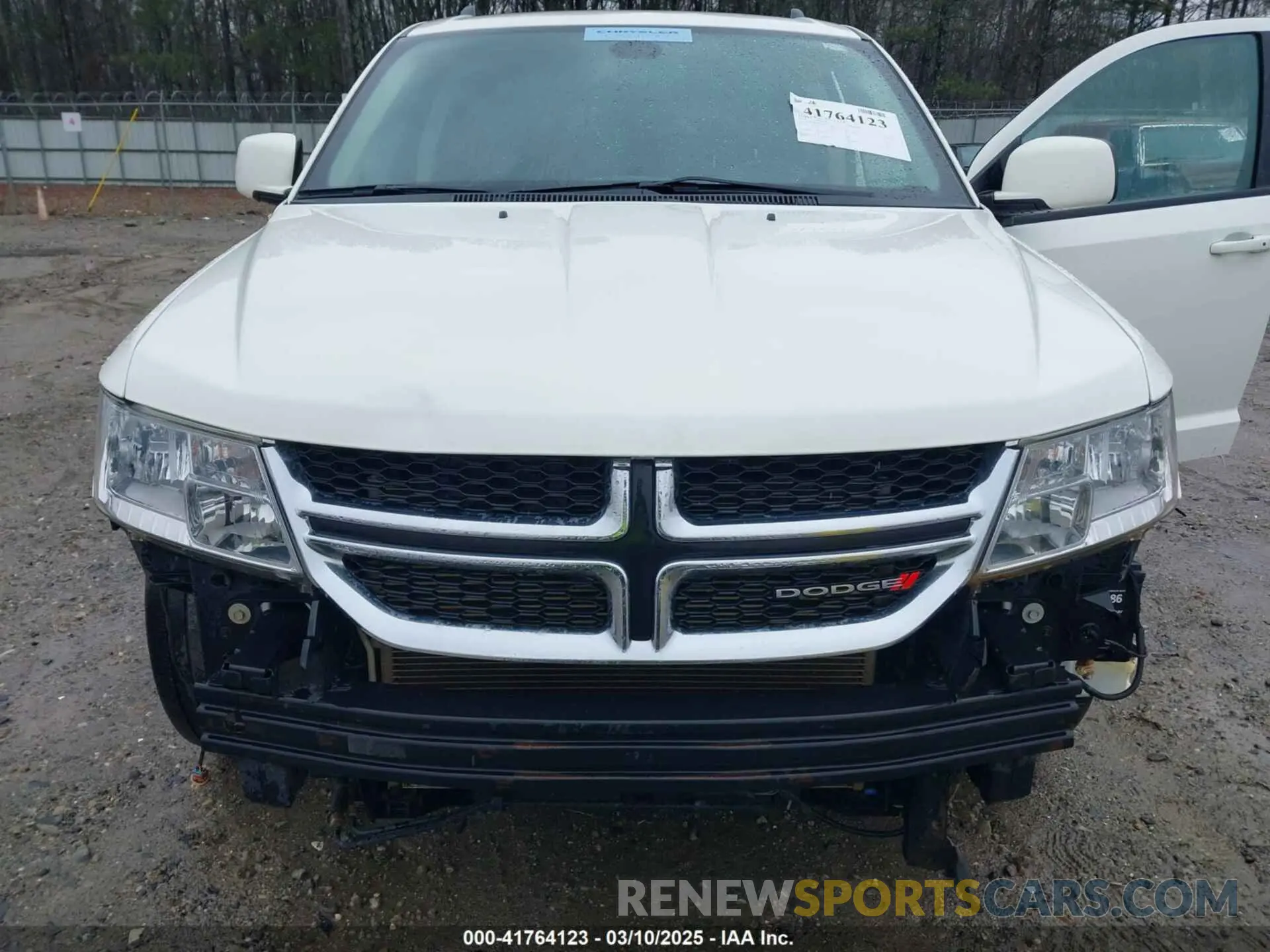 6 Photograph of a damaged car 3C4PDCBB9KT862092 DODGE JOURNEY 2019