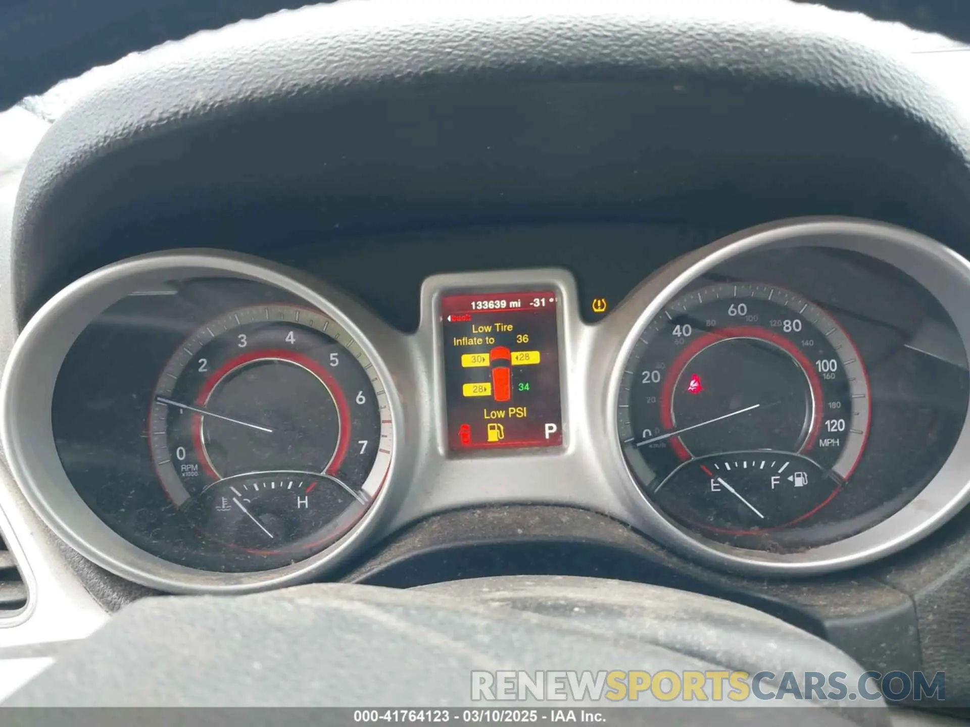 7 Photograph of a damaged car 3C4PDCBB9KT862092 DODGE JOURNEY 2019
