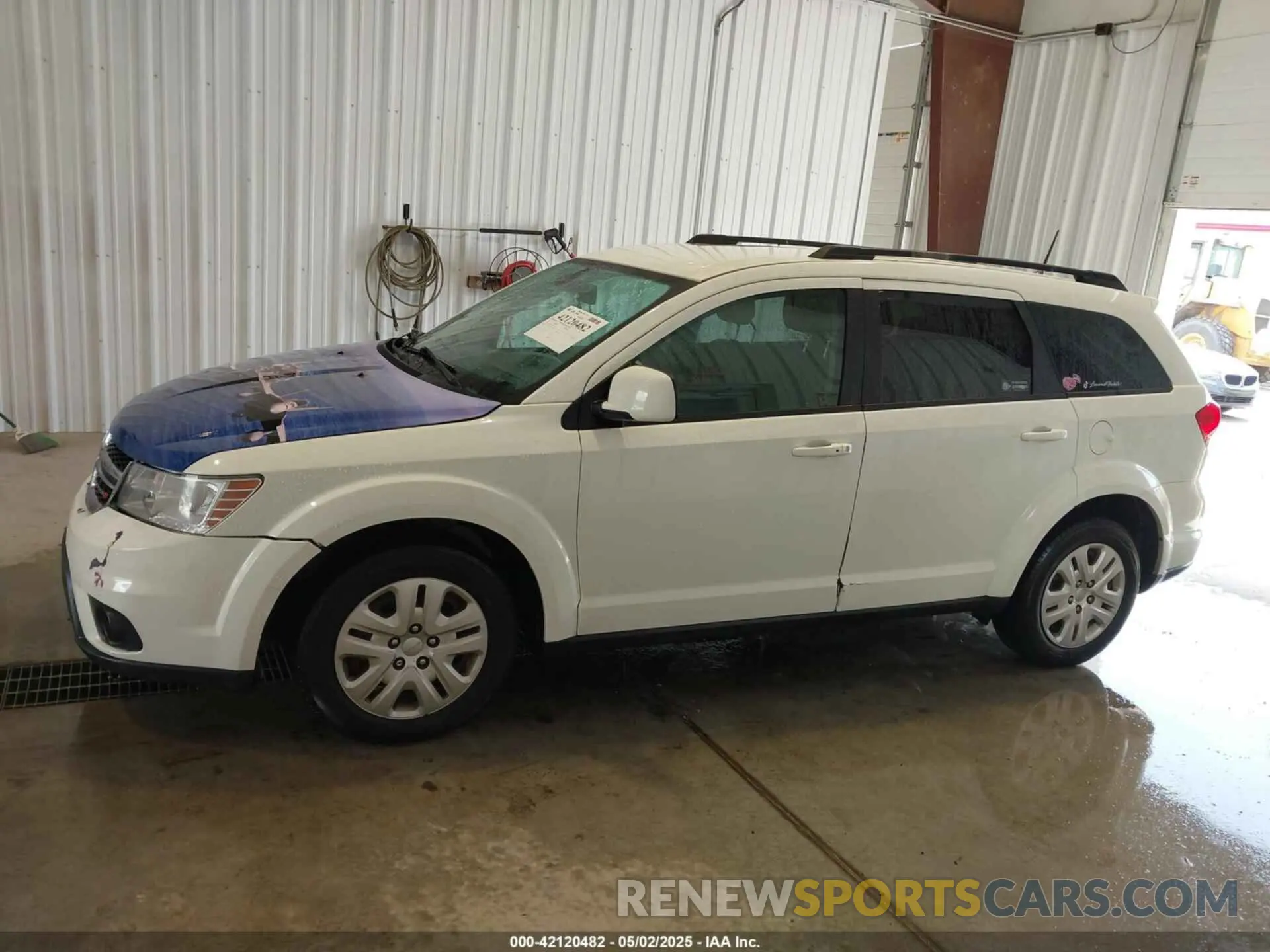 14 Photograph of a damaged car 3C4PDCBBXKT835029 DODGE JOURNEY 2019