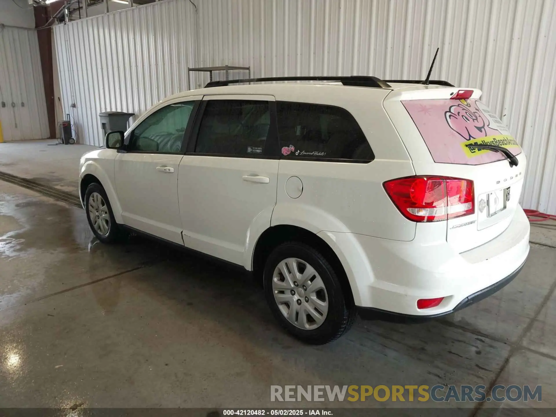3 Photograph of a damaged car 3C4PDCBBXKT835029 DODGE JOURNEY 2019