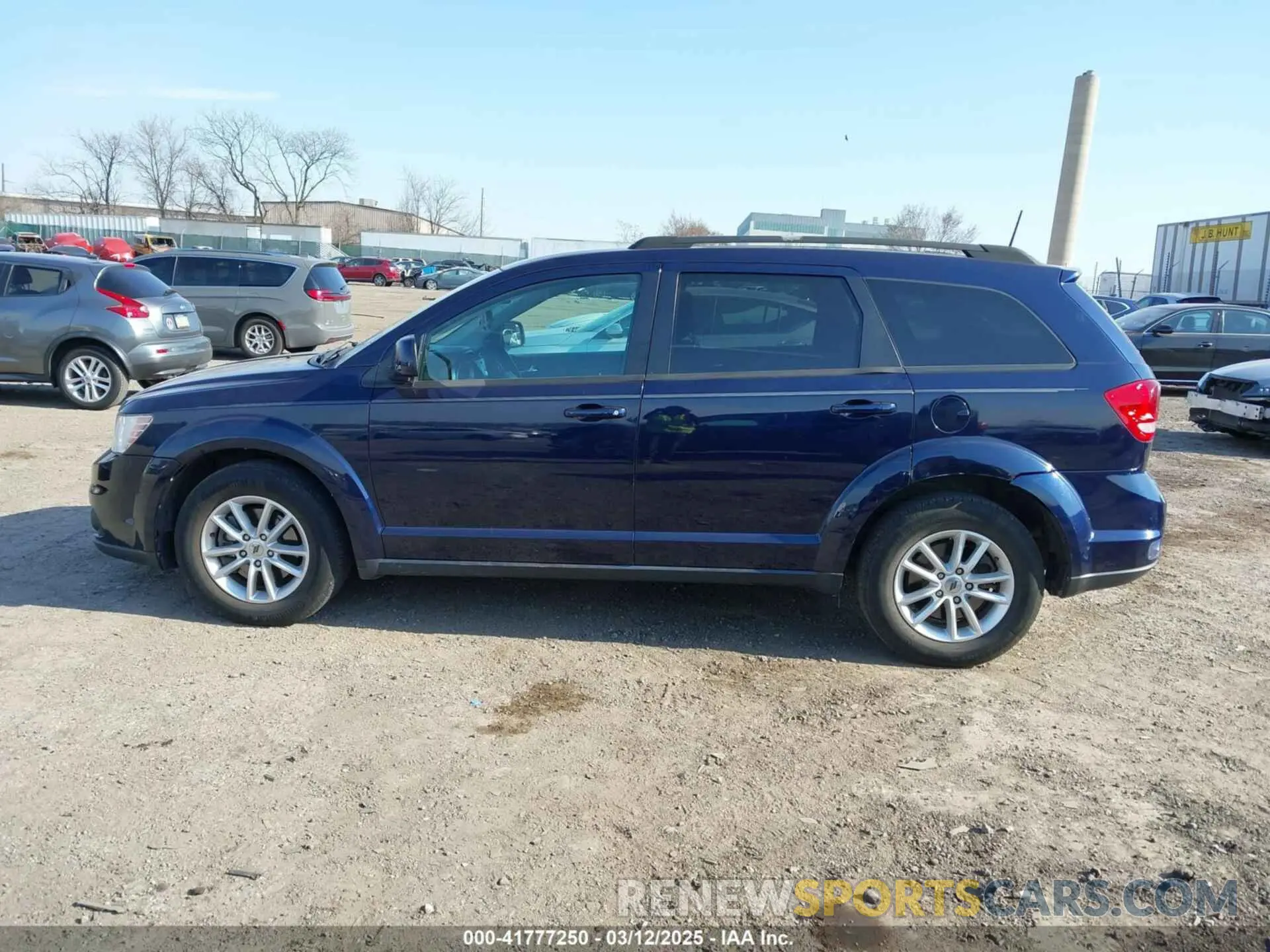 14 Photograph of a damaged car 3C4PDCBBXKT861159 DODGE JOURNEY 2019
