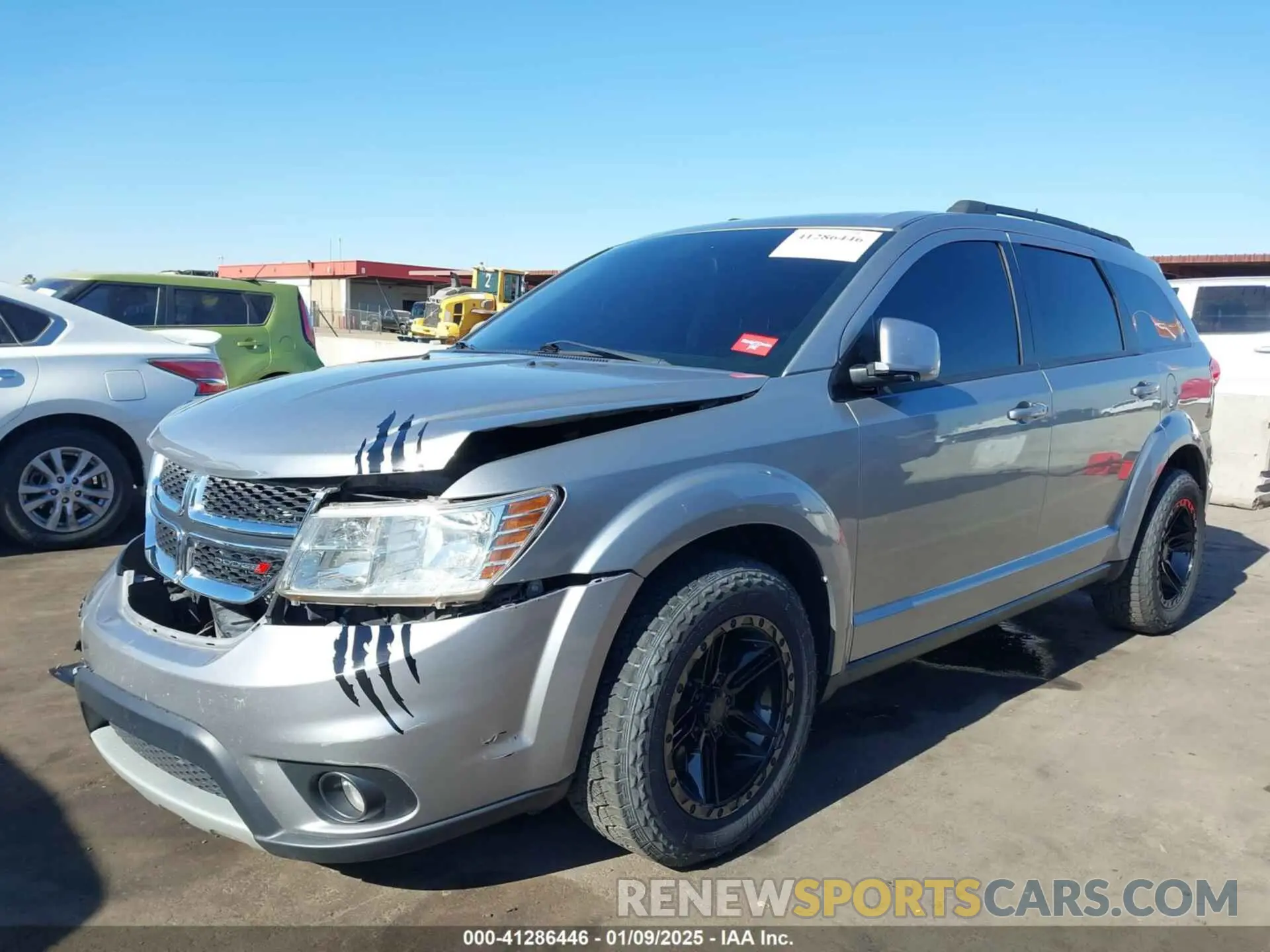 2 Photograph of a damaged car 3C4PDCBG0KT701223 DODGE JOURNEY 2019